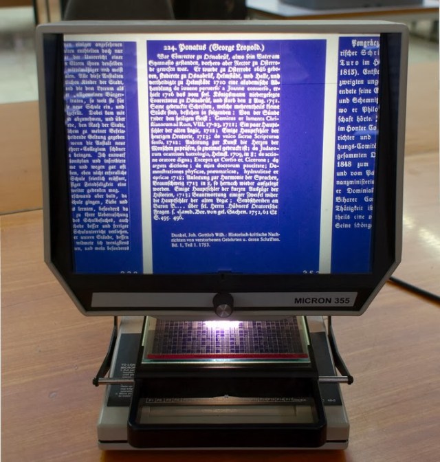 Microfiche reader (the very best)